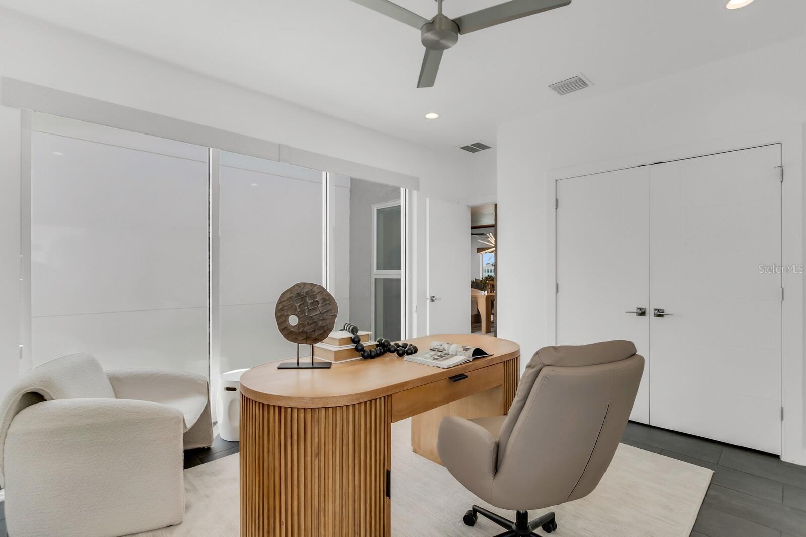 Image 45 of 80 For 905 Bay Point Drive