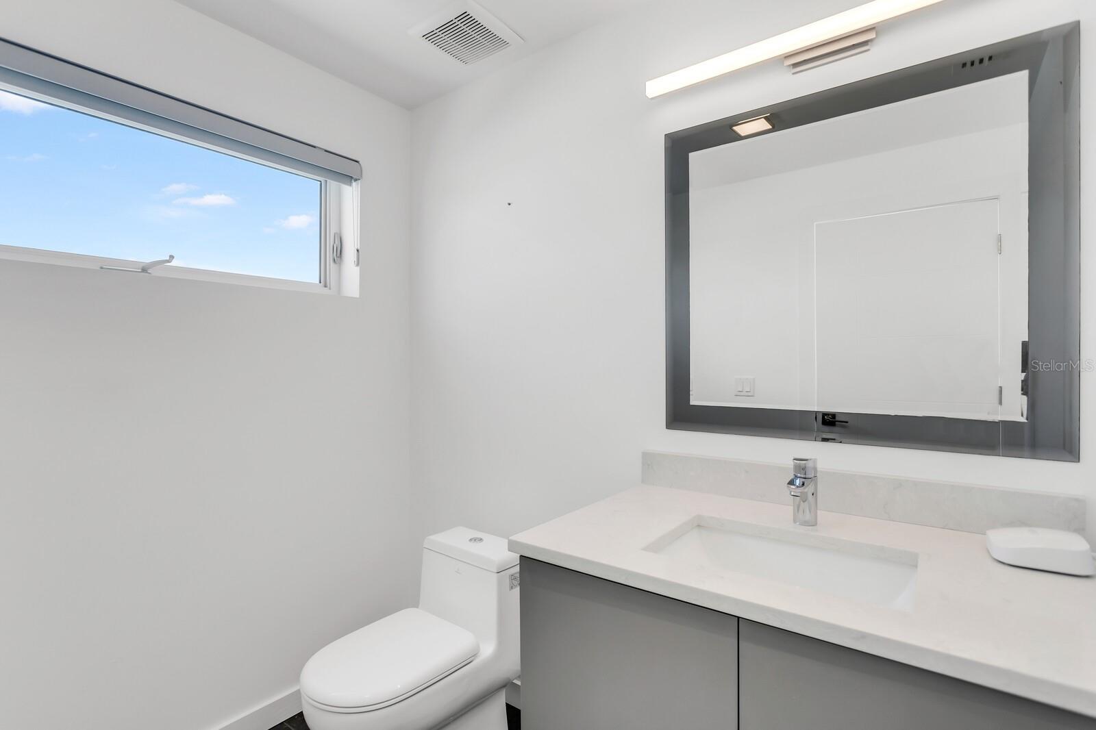 Image 54 of 80 For 905 Bay Point Drive