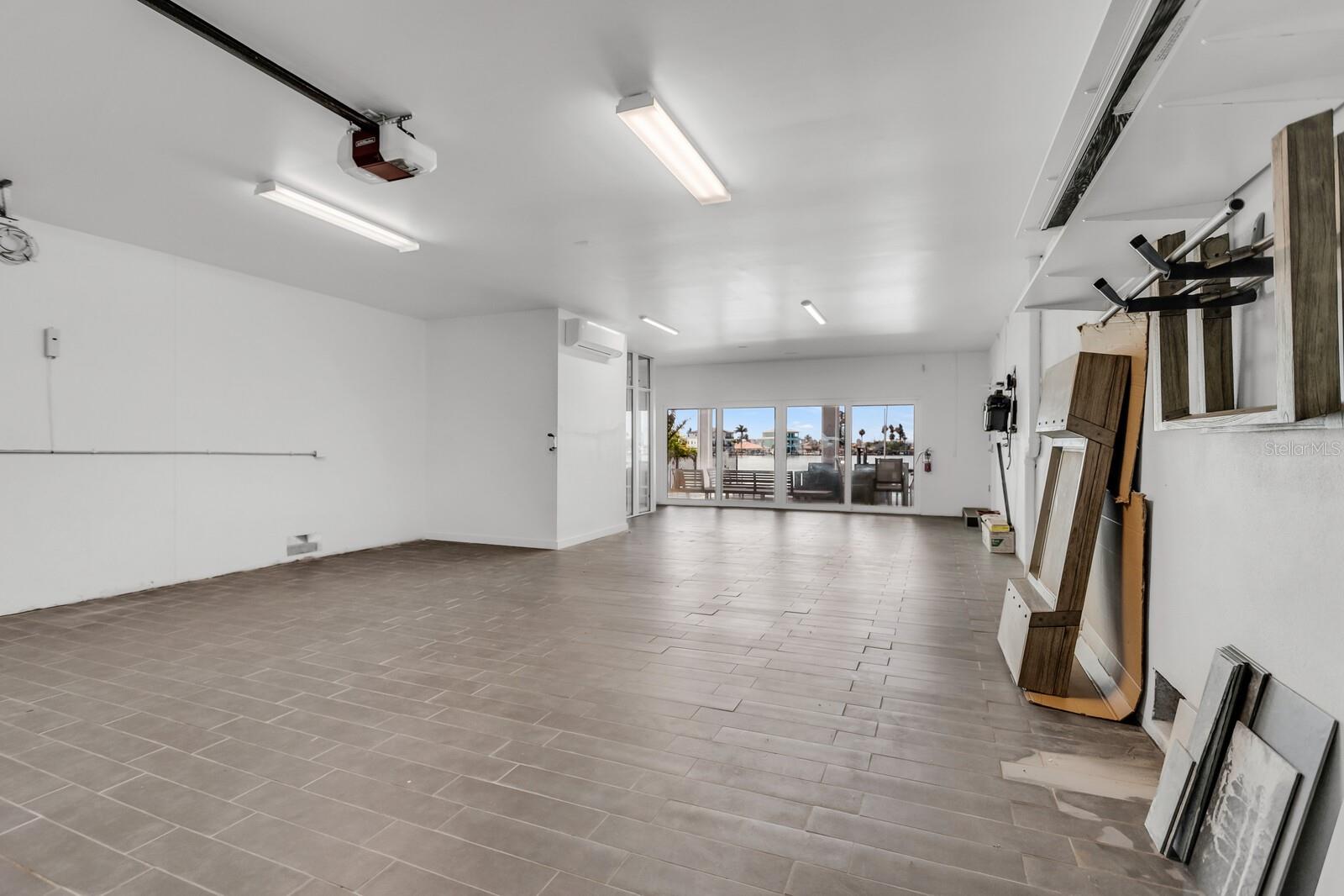 Image 62 of 80 For 905 Bay Point Drive