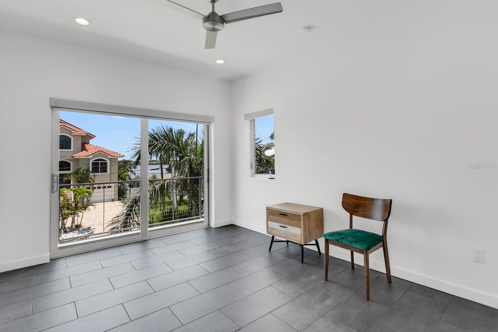 Image 73 of 80 For 905 Bay Point Drive