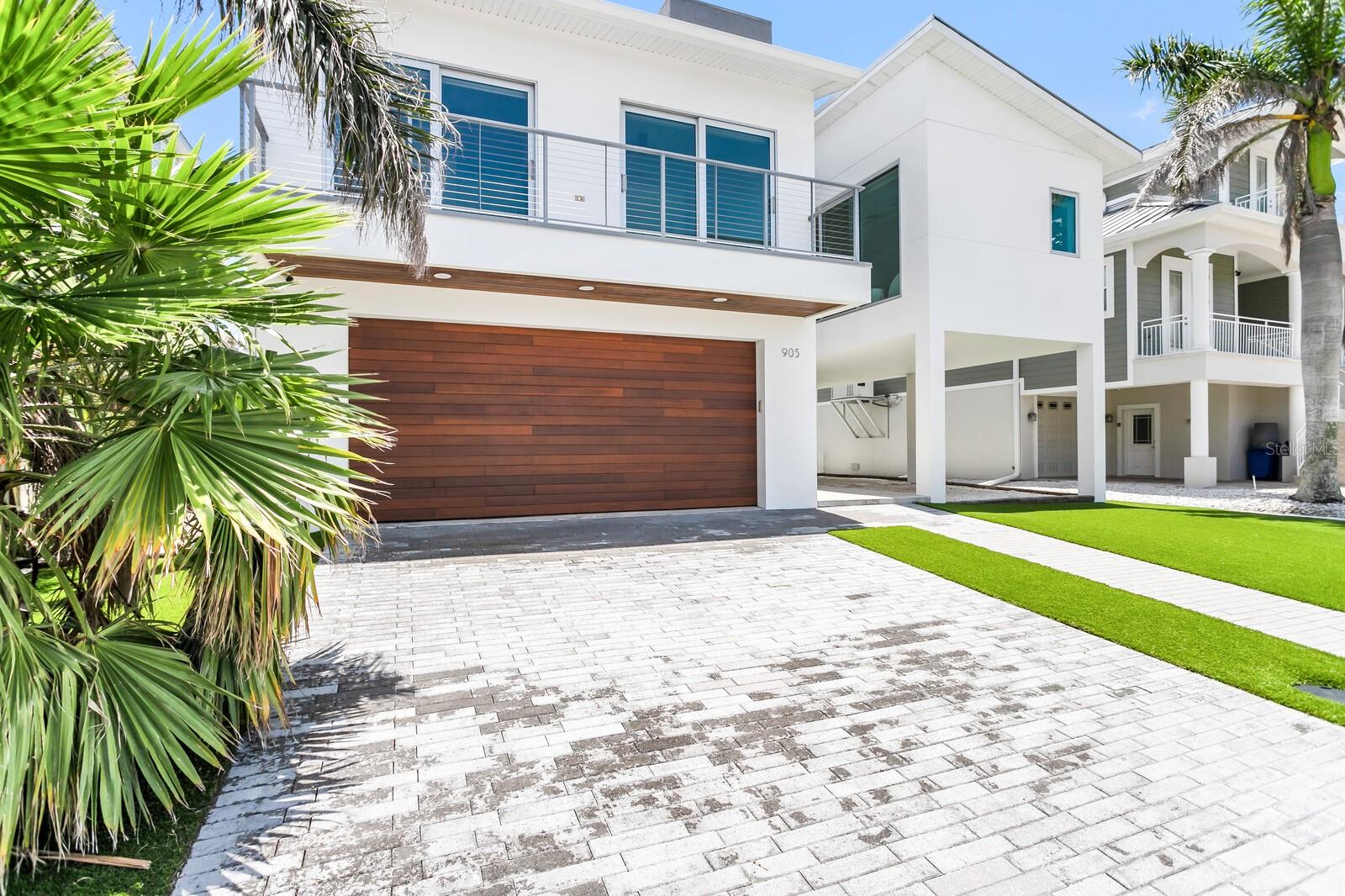 Image 78 of 80 For 905 Bay Point Drive