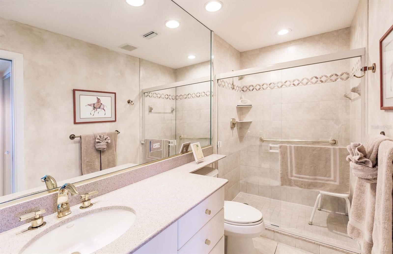 Image 14 of 27 For 1055 Peppertree Drive 802aa