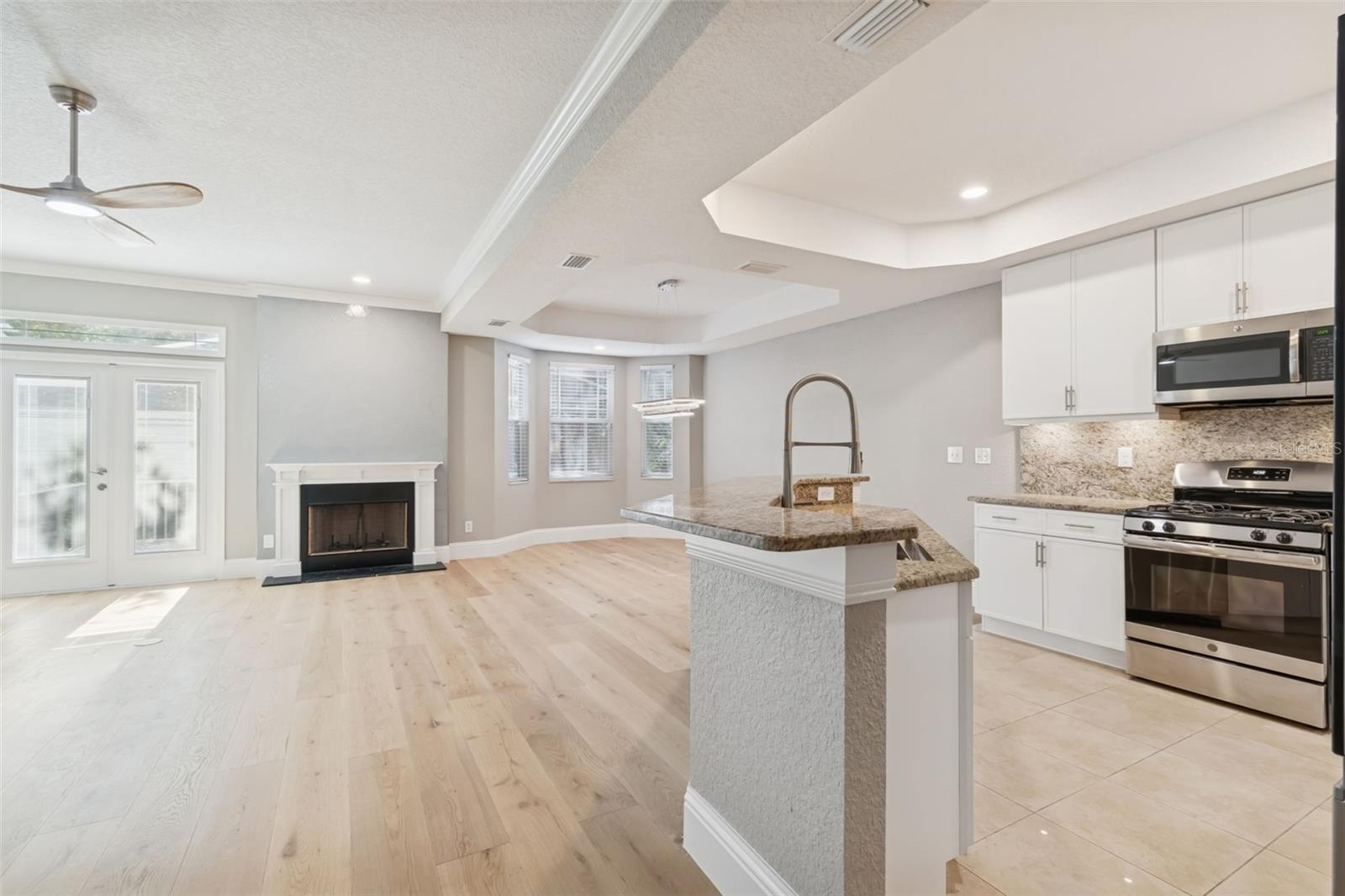 Image 10 of 52 For 2858 Bayshore Trails Drive