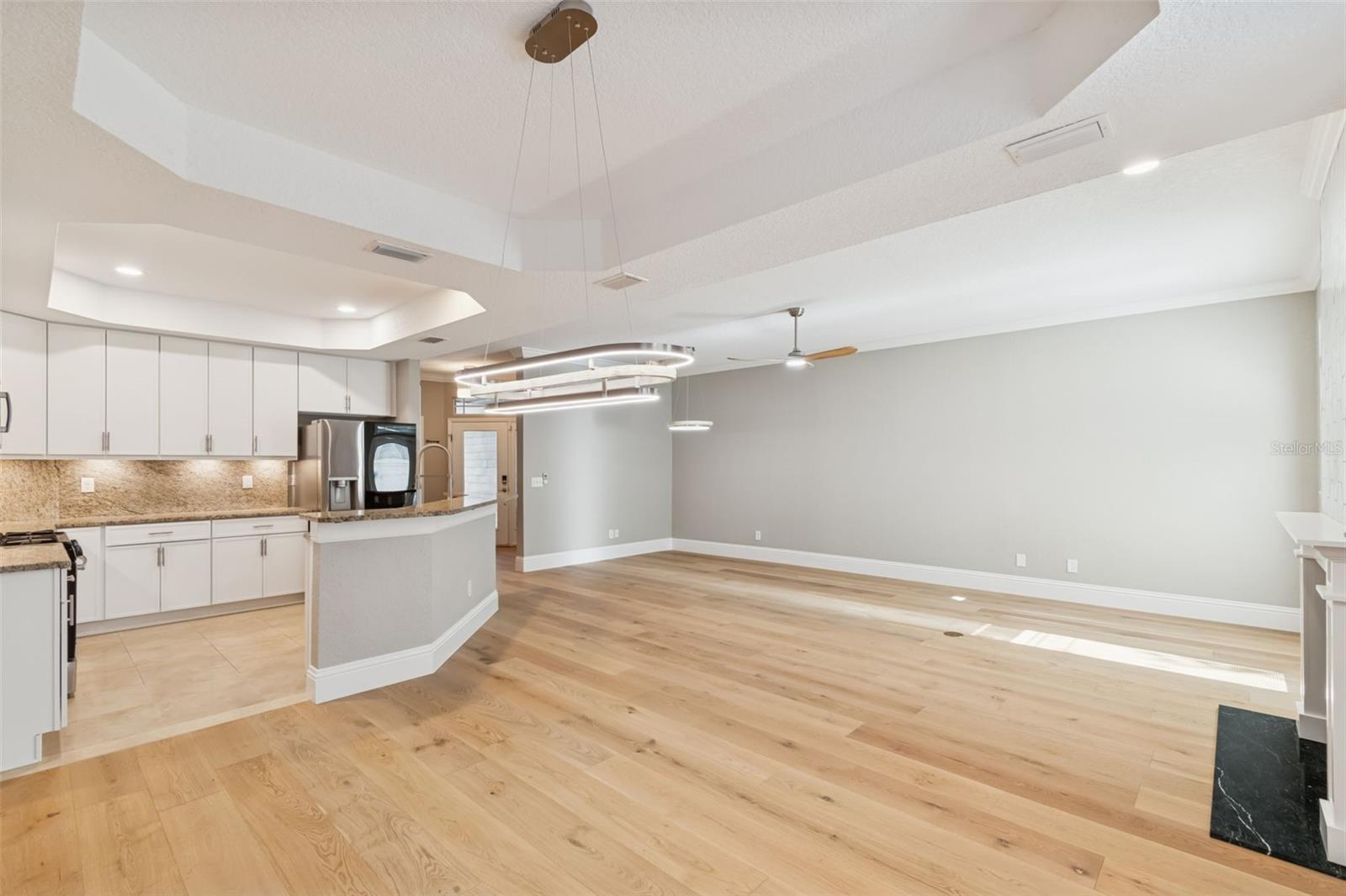 Image 16 of 52 For 2858 Bayshore Trails Drive