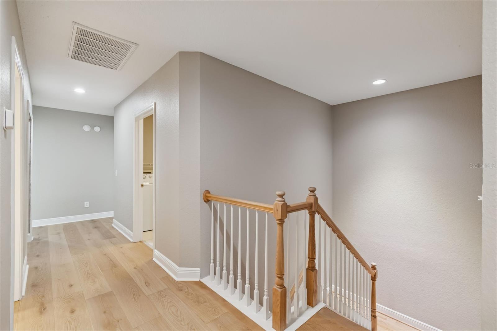 Image 23 of 52 For 2858 Bayshore Trails Drive