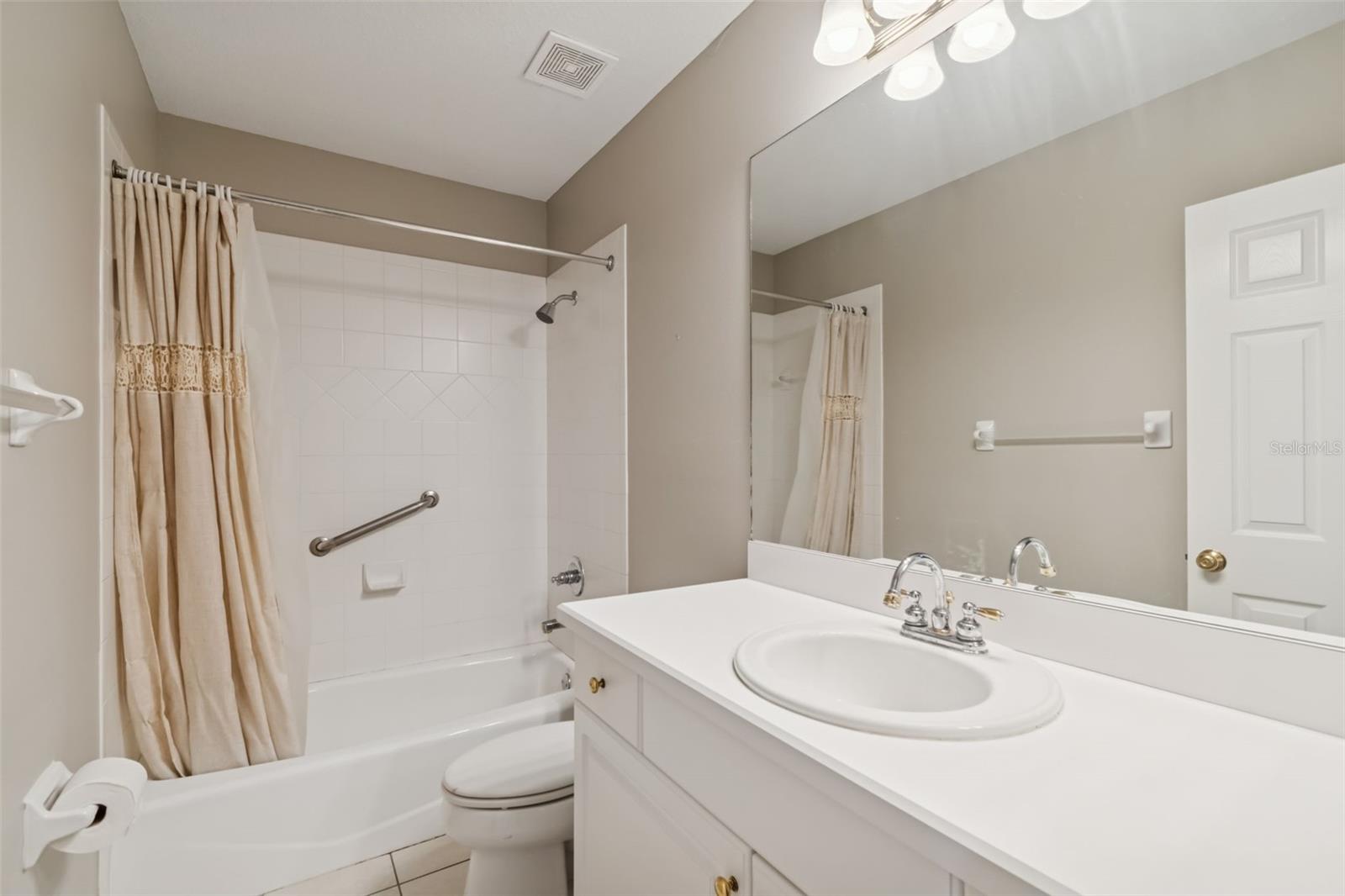 Image 33 of 52 For 2858 Bayshore Trails Drive