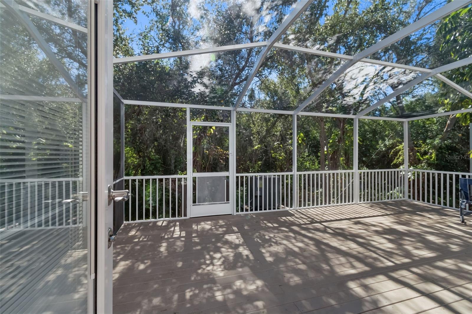 Image 41 of 52 For 2858 Bayshore Trails Drive