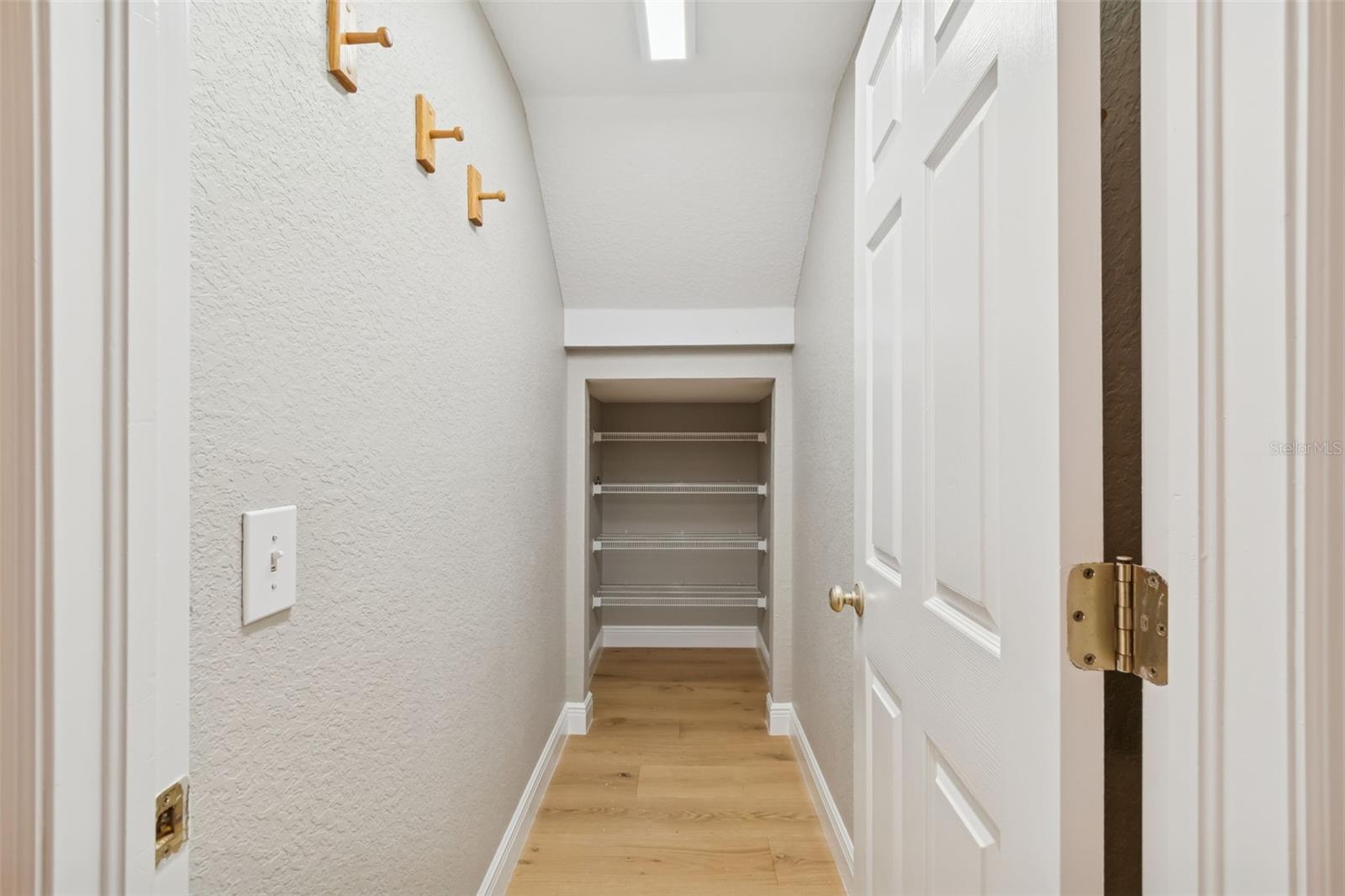 Image 8 of 52 For 2858 Bayshore Trails Drive