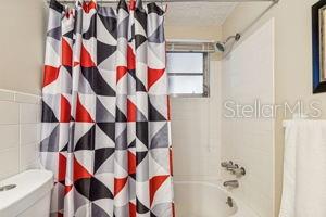 Image 33 of 53 For 3800 Sablewood Drive