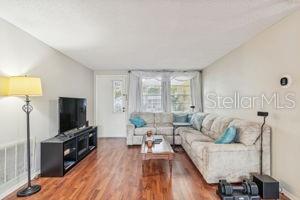 Image 8 of 53 For 3800 Sablewood Drive