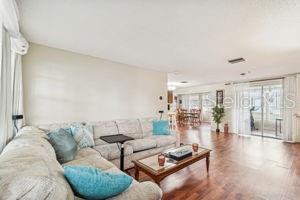 Image 9 of 53 For 3800 Sablewood Drive