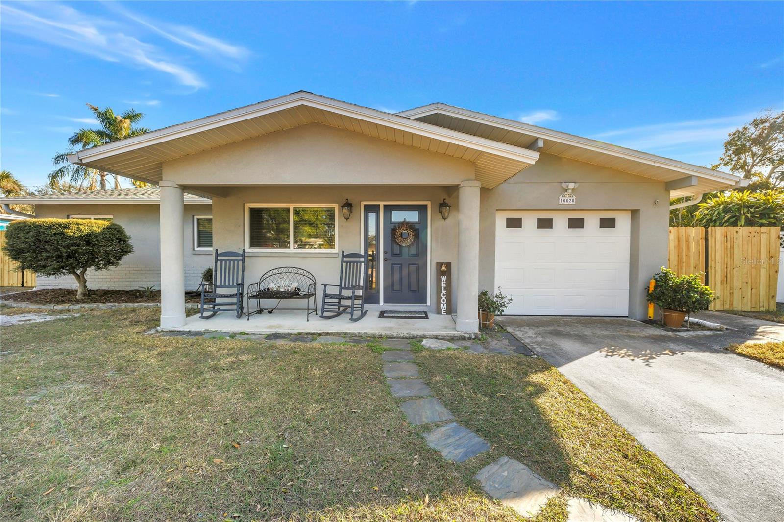 Image 2 of 25 For 10020 Panama Court