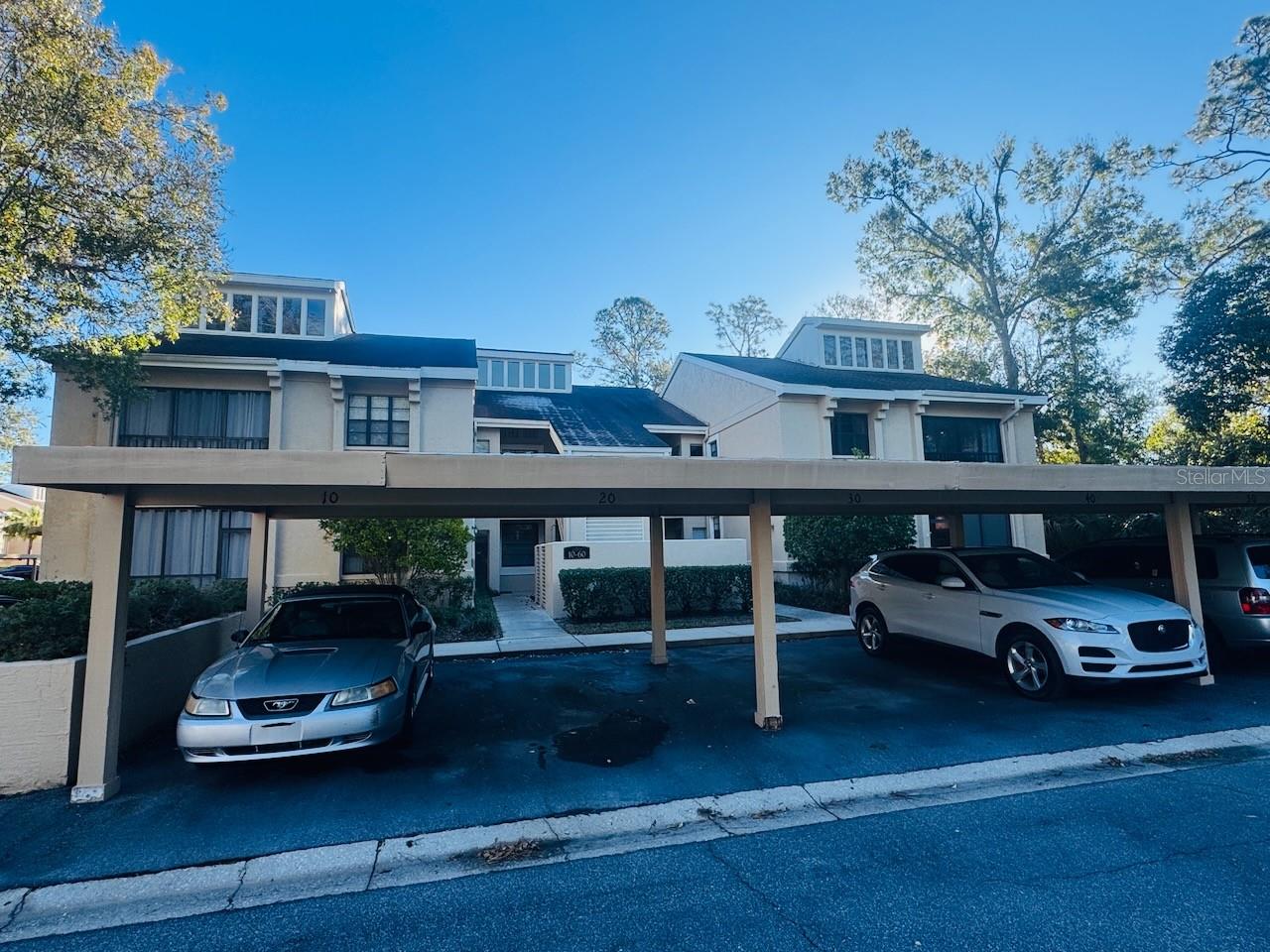 Details for 40 Austin Place, OLDSMAR, FL 34677