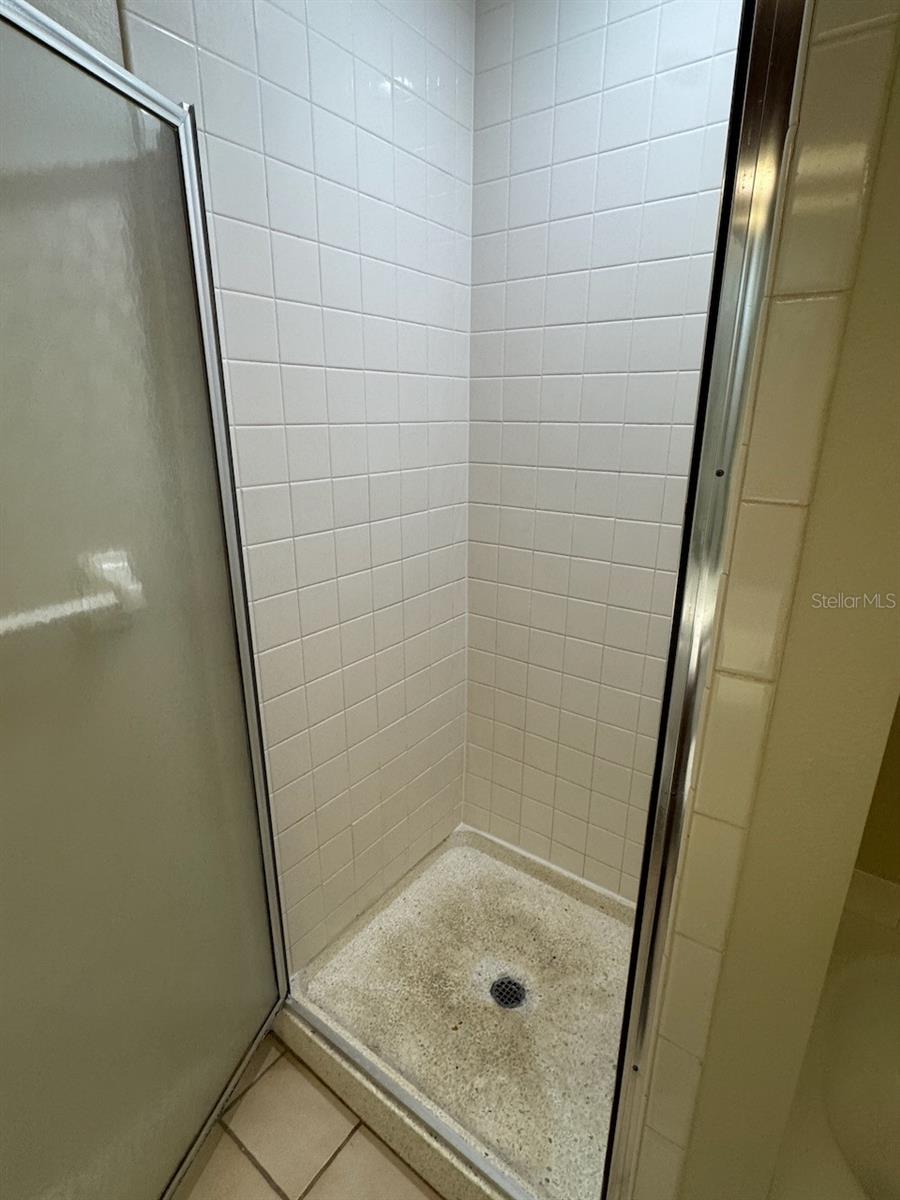 Image 13 of 26 For 40 Austin Place