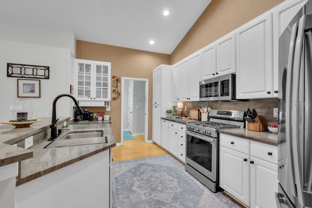 Image 13 of 59 For 12537 River Birch Drive