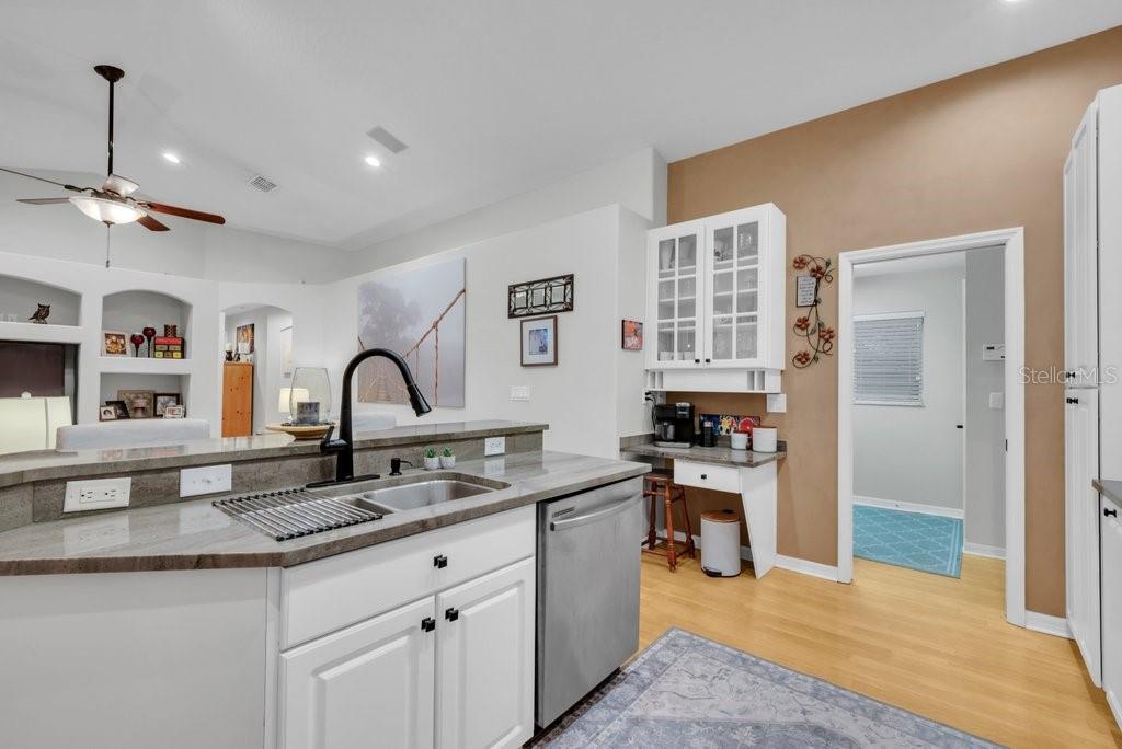 Image 14 of 59 For 12537 River Birch Drive