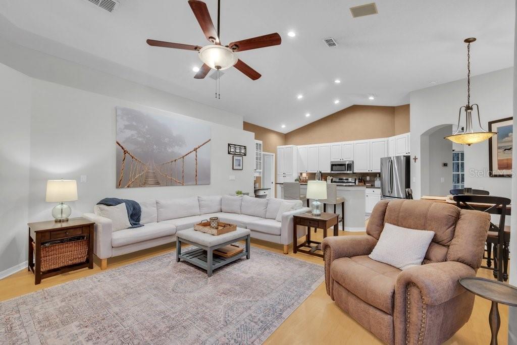 Image 19 of 59 For 12537 River Birch Drive