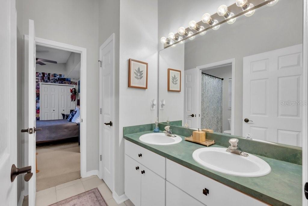 Image 28 of 59 For 12537 River Birch Drive