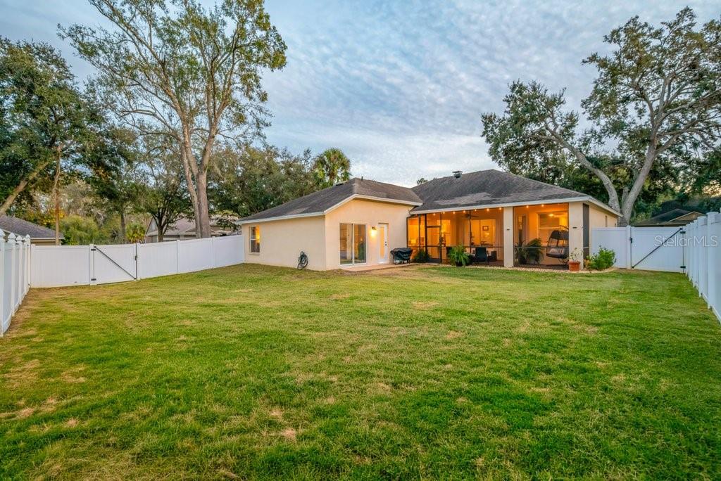 Image 33 of 59 For 12537 River Birch Drive