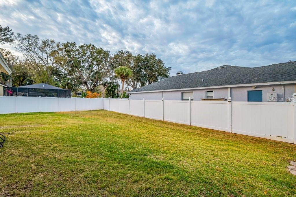 Image 35 of 59 For 12537 River Birch Drive