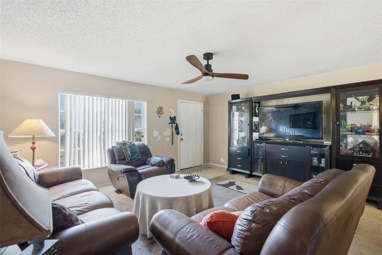 Image 12 of 41 For 9911 Davis Street