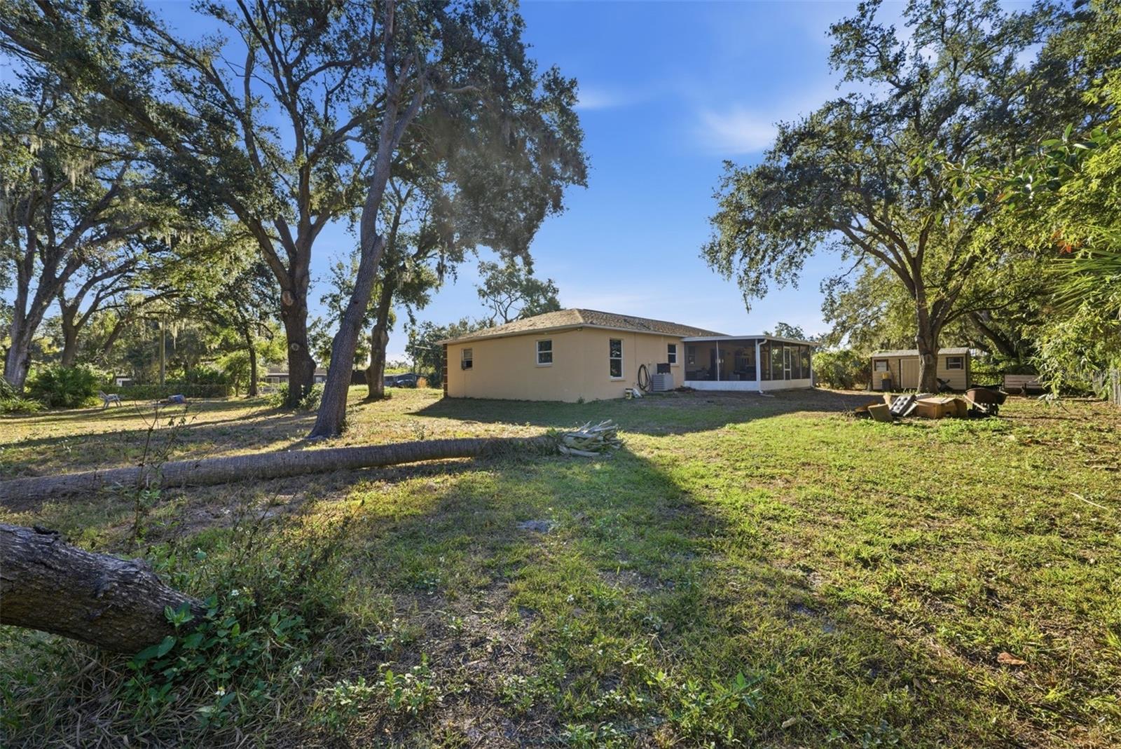 Image 28 of 41 For 9911 Davis Street