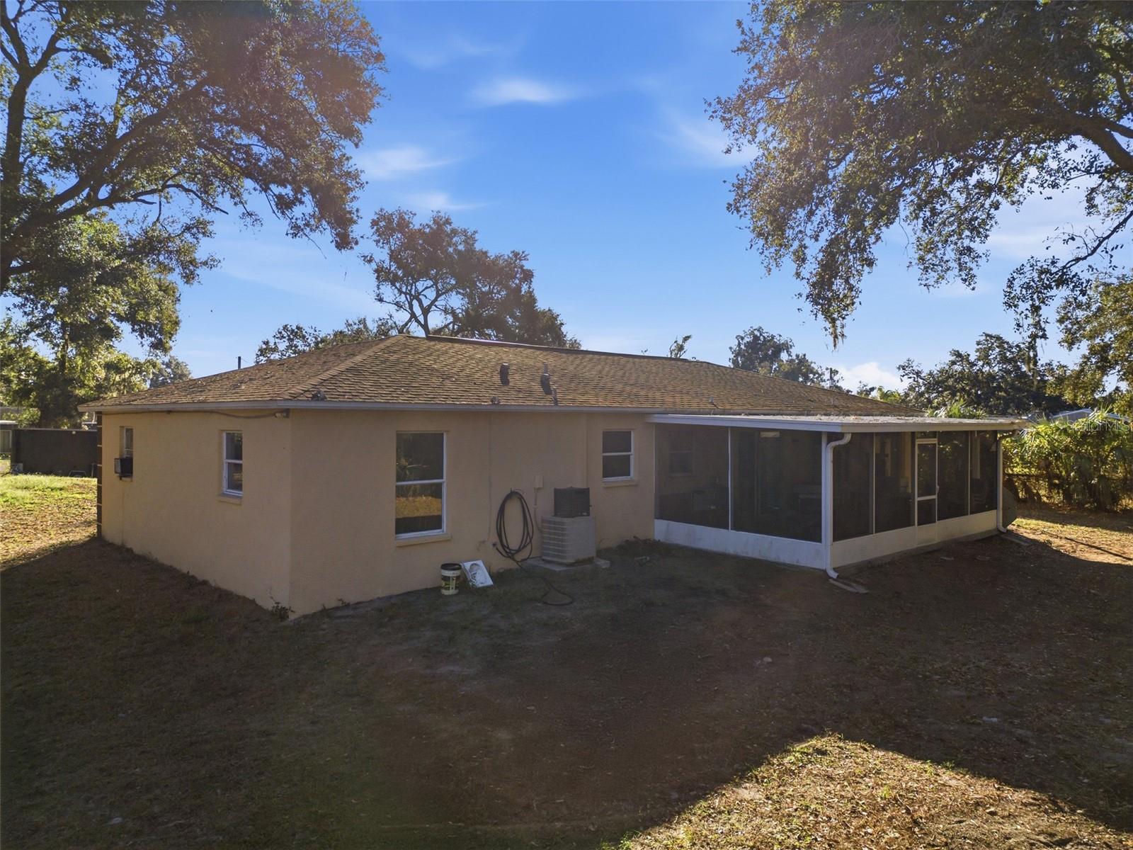 Image 30 of 41 For 9911 Davis Street