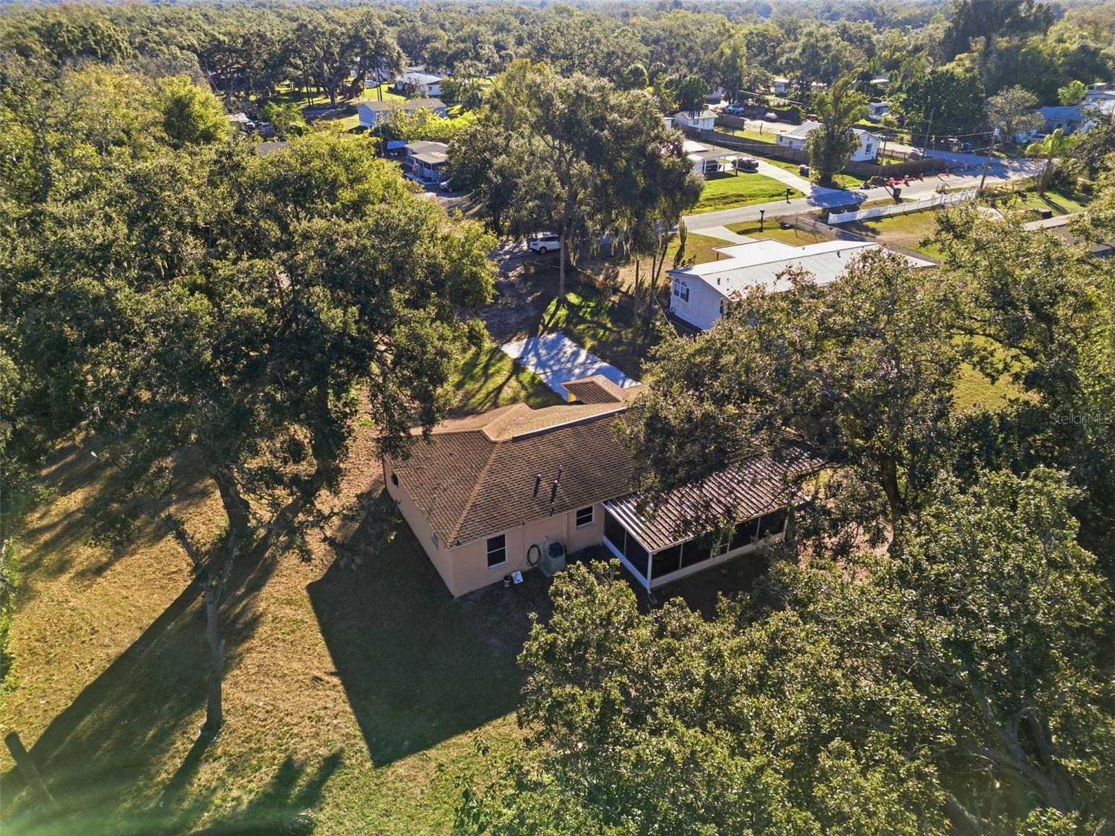 Image 33 of 41 For 9911 Davis Street