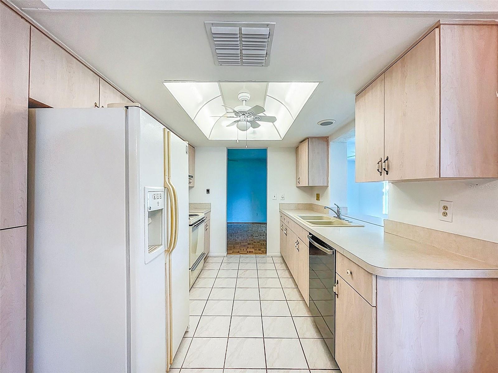 Image 36 of 64 For 3280 Skene Terrace