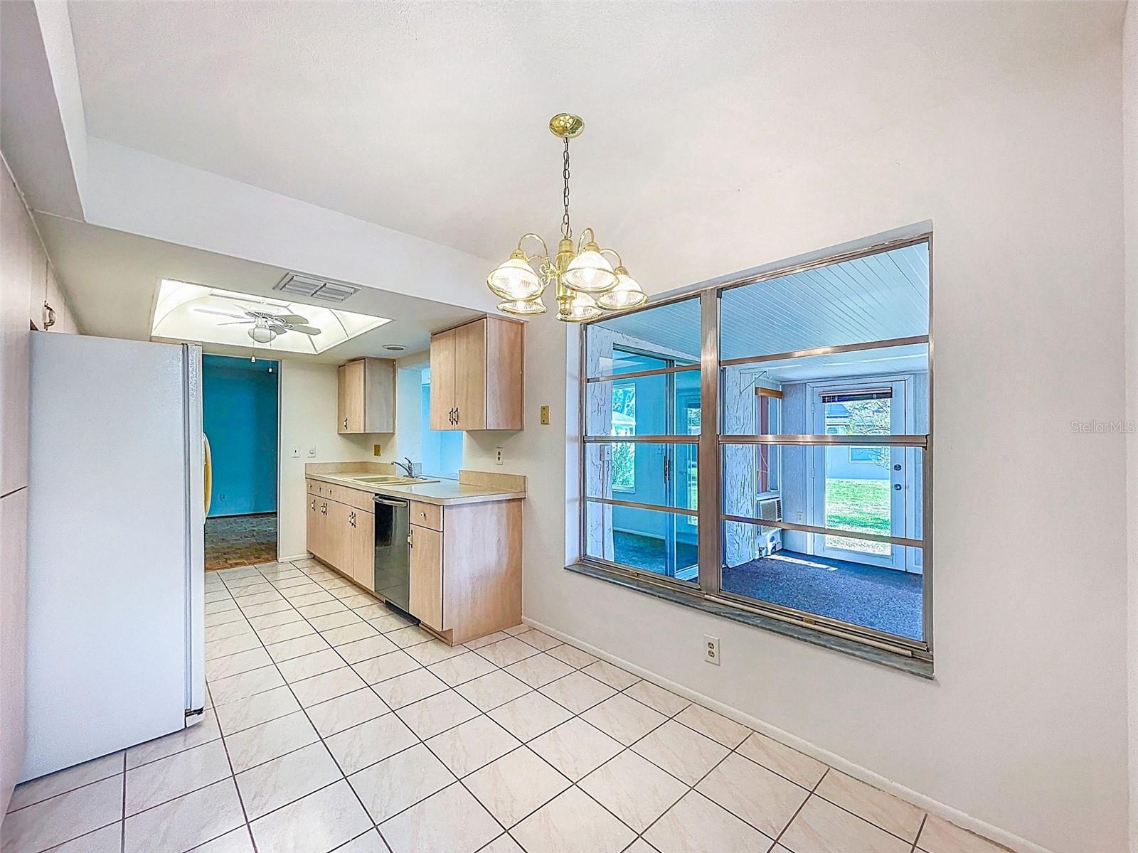 Image 39 of 64 For 3280 Skene Terrace