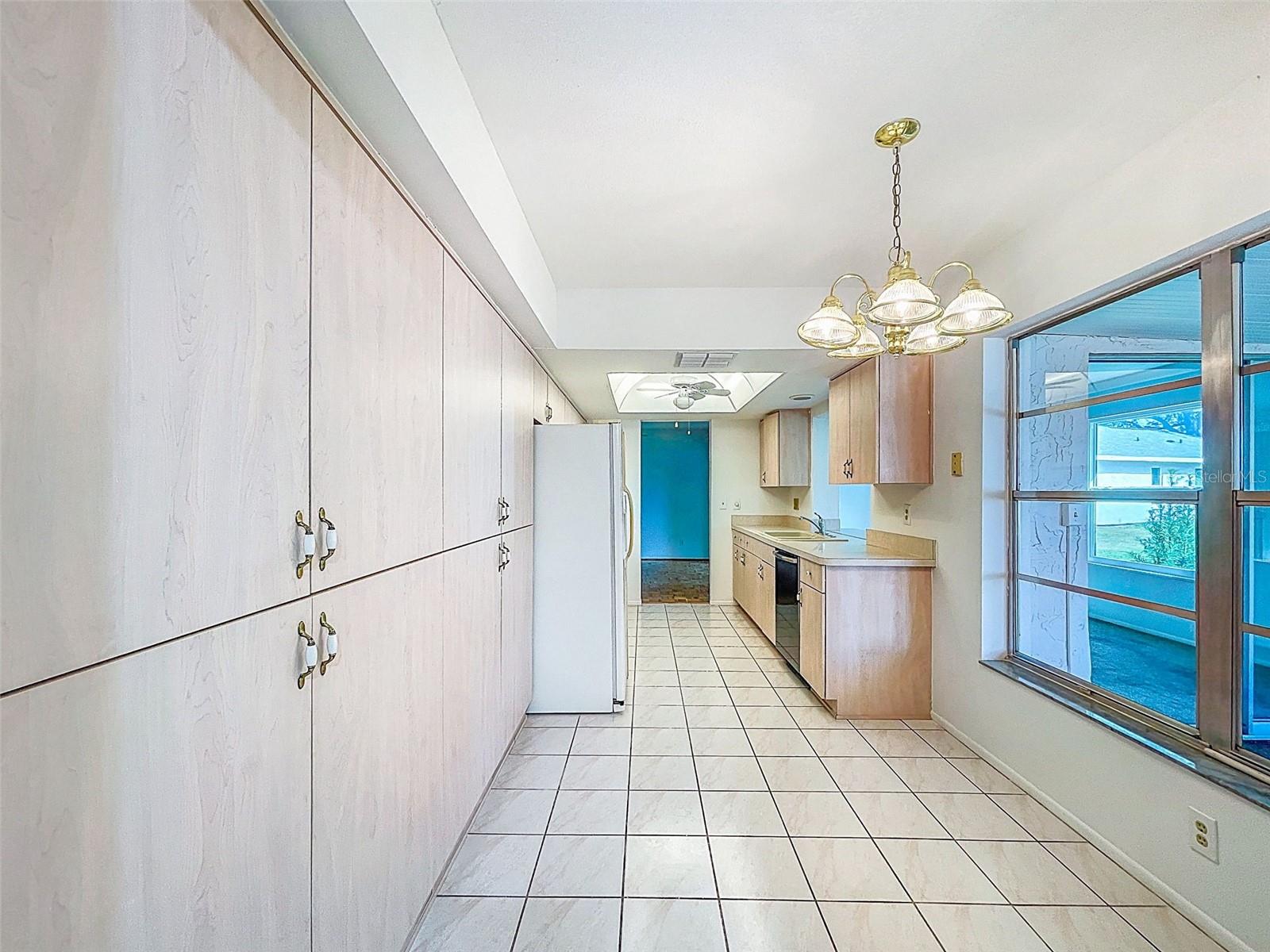 Image 40 of 64 For 3280 Skene Terrace