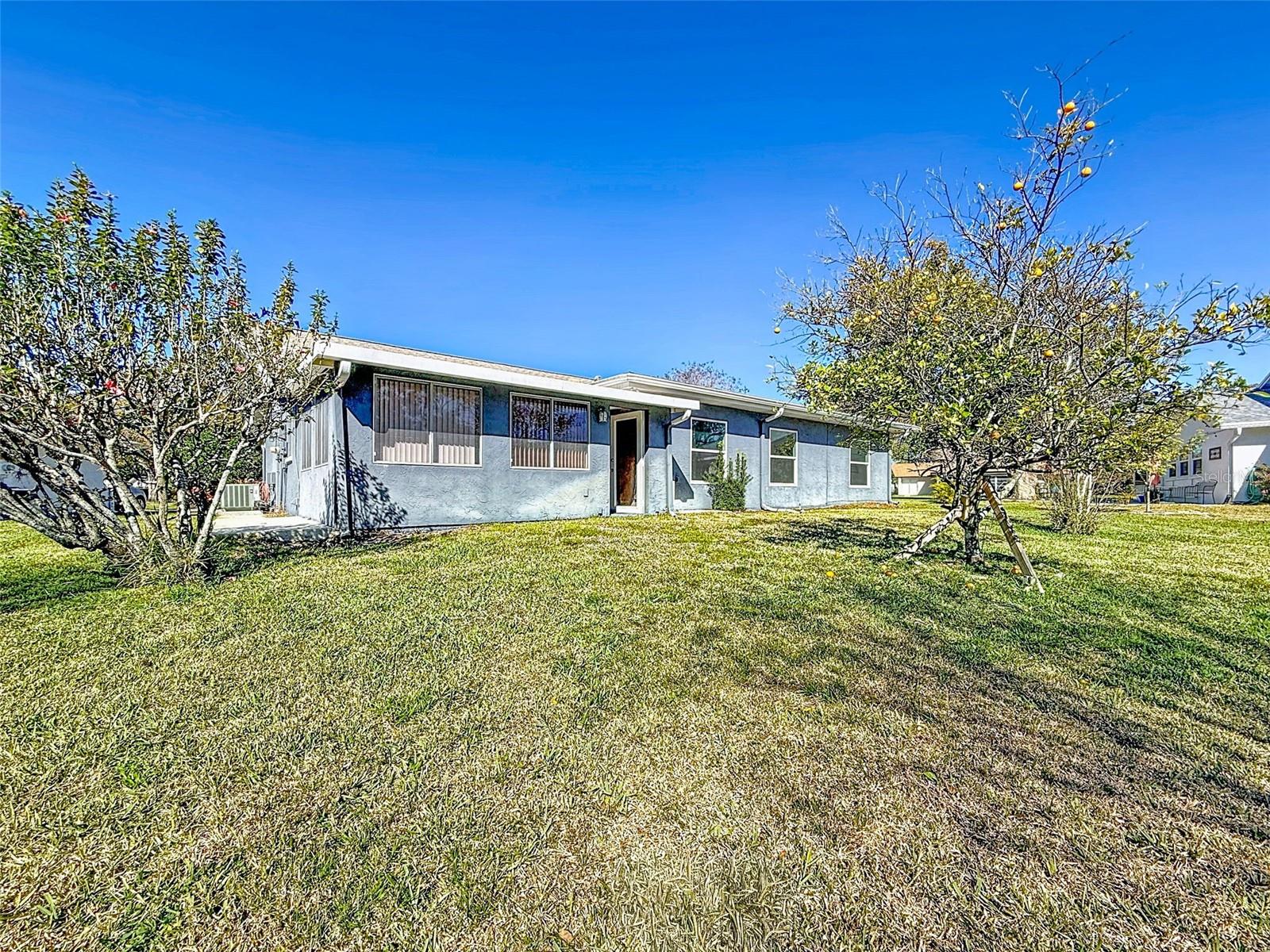 Image 55 of 64 For 3280 Skene Terrace