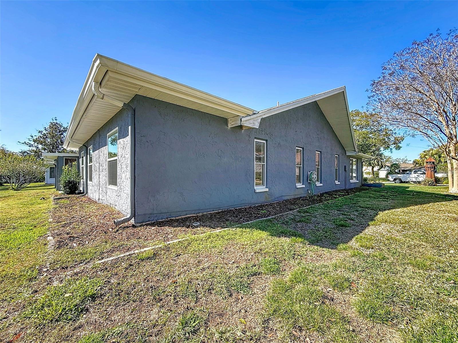 Image 6 of 64 For 3280 Skene Terrace