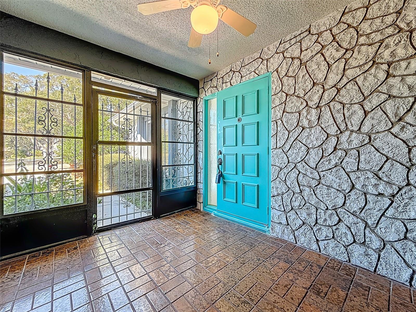 Image 9 of 64 For 3280 Skene Terrace