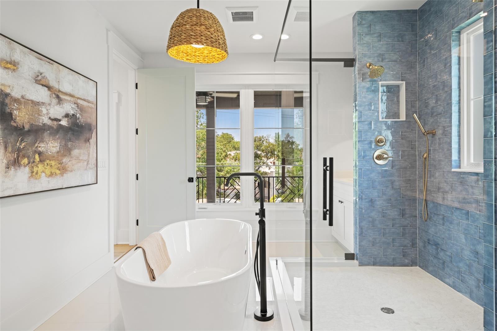 Image 46 of 72 For 2200 Glenwood Drive