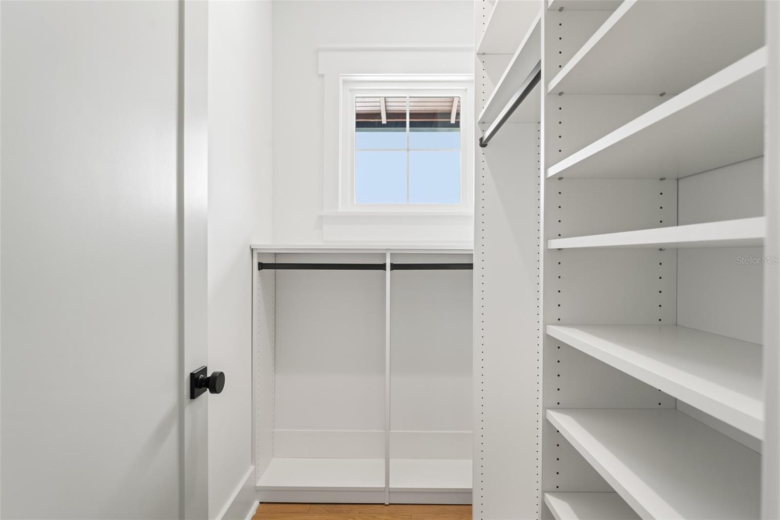 Image 59 of 72 For 2200 Glenwood Drive