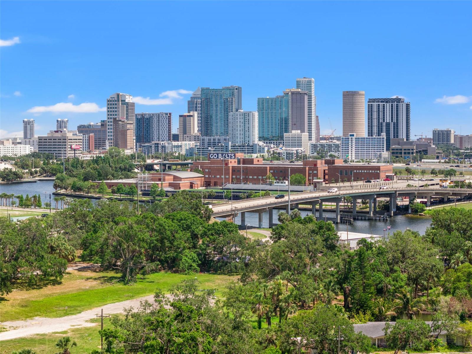 Image 71 of 72 For 2200 Glenwood Drive