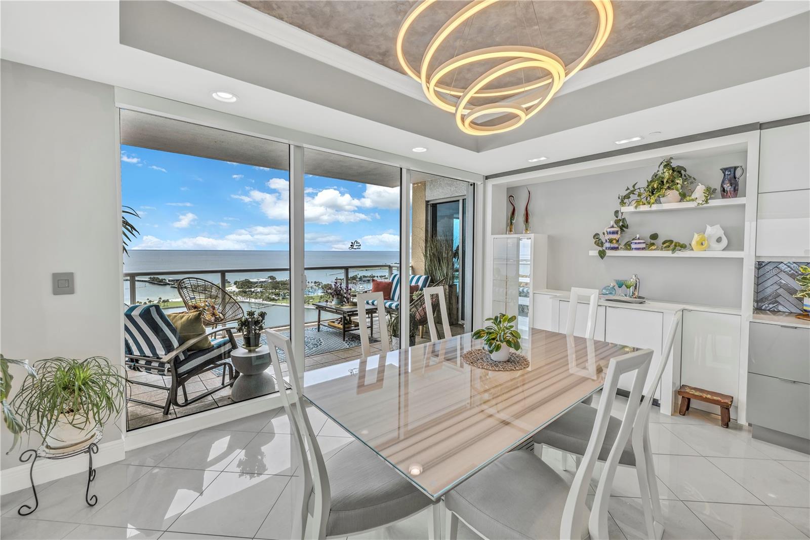 Image 16 of 79 For 400 Beach Drive Ne 2203