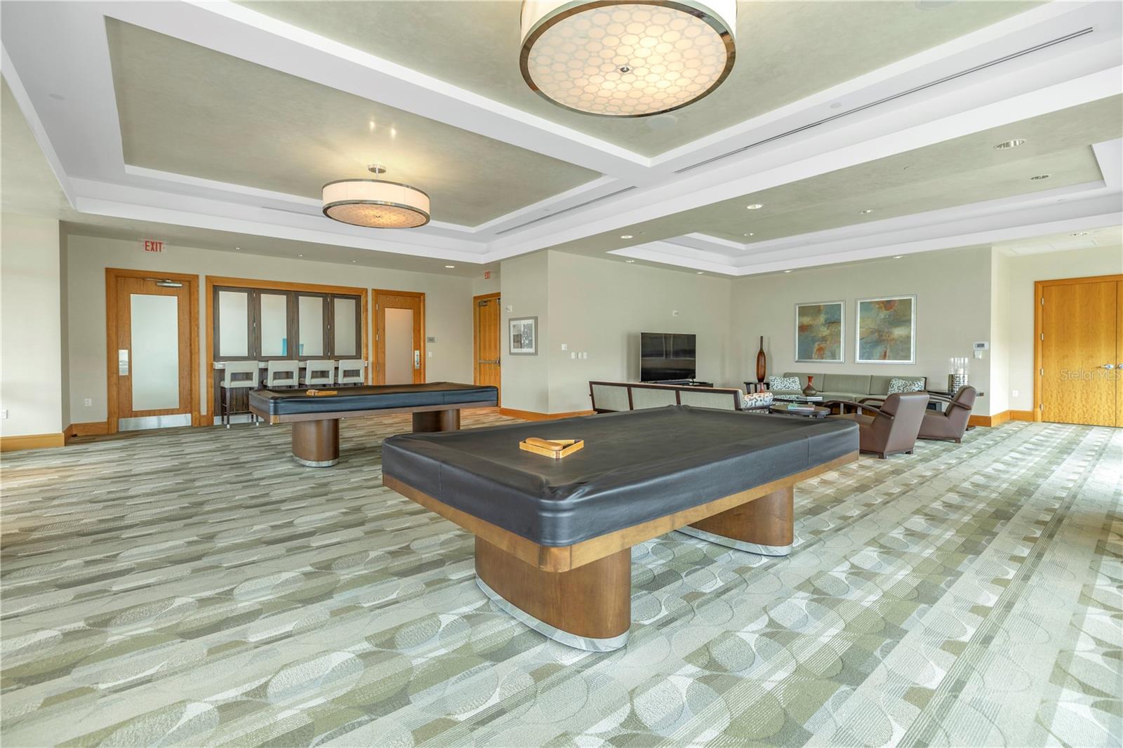 Image 58 of 79 For 400 Beach Drive Ne 2203