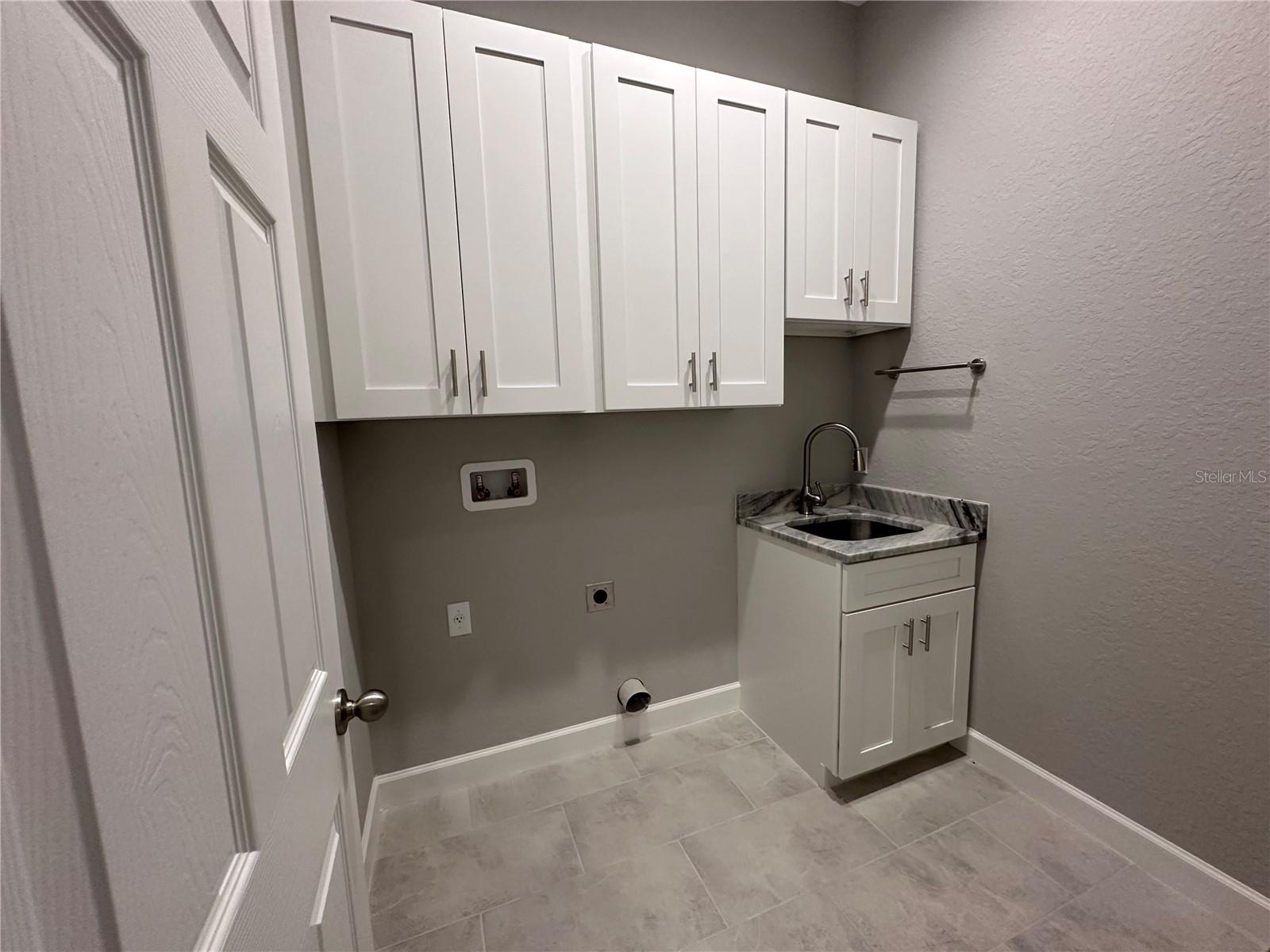 Image 28 of 57 For 4920 8th Street