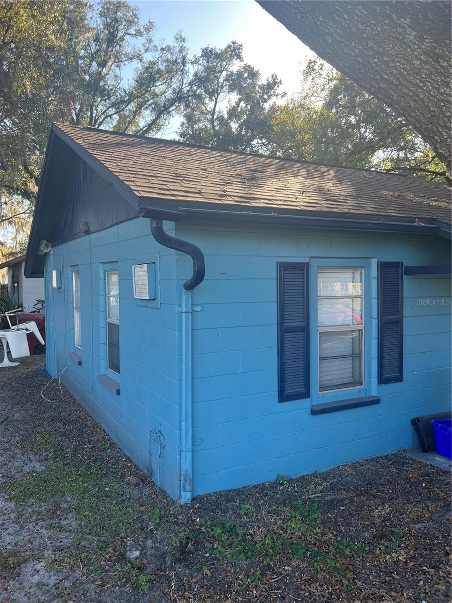 Image 16 of 27 For 1005 Washington Street