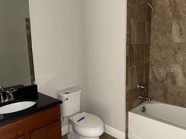 Image 10 of 19 For 8206 Summer Brook Court