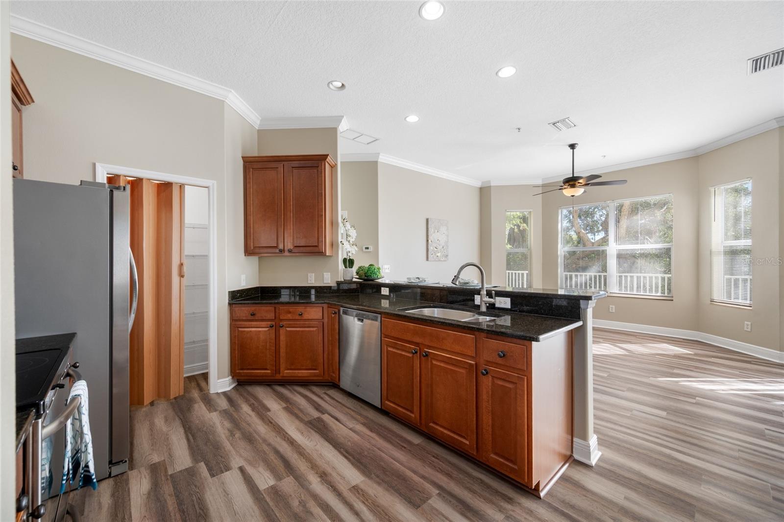 Image 15 of 77 For 463 Bayou Village Drive