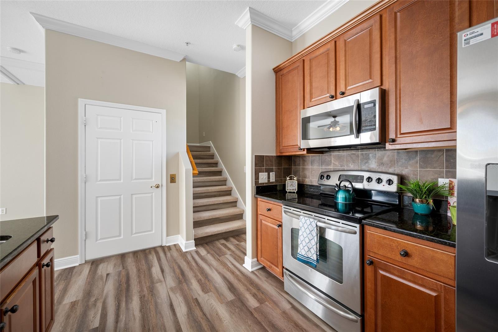 Image 17 of 77 For 463 Bayou Village Drive