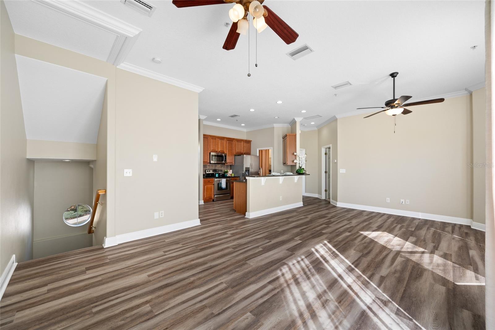 Image 6 of 77 For 463 Bayou Village Drive