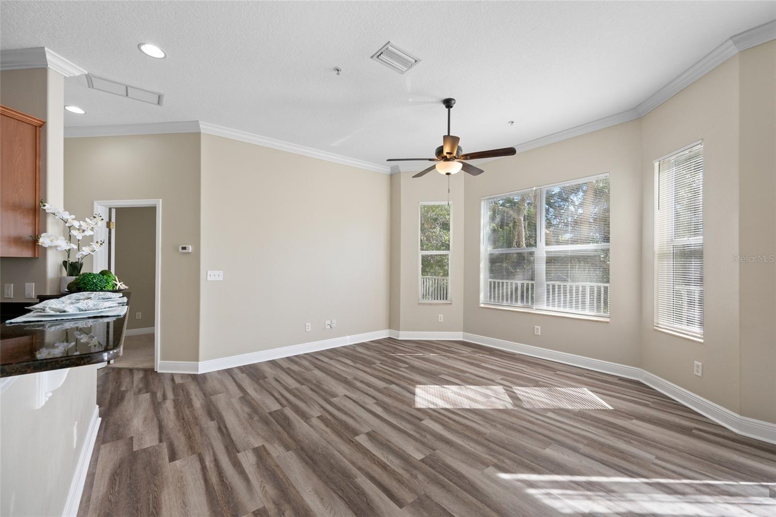 Image 8 of 77 For 463 Bayou Village Drive