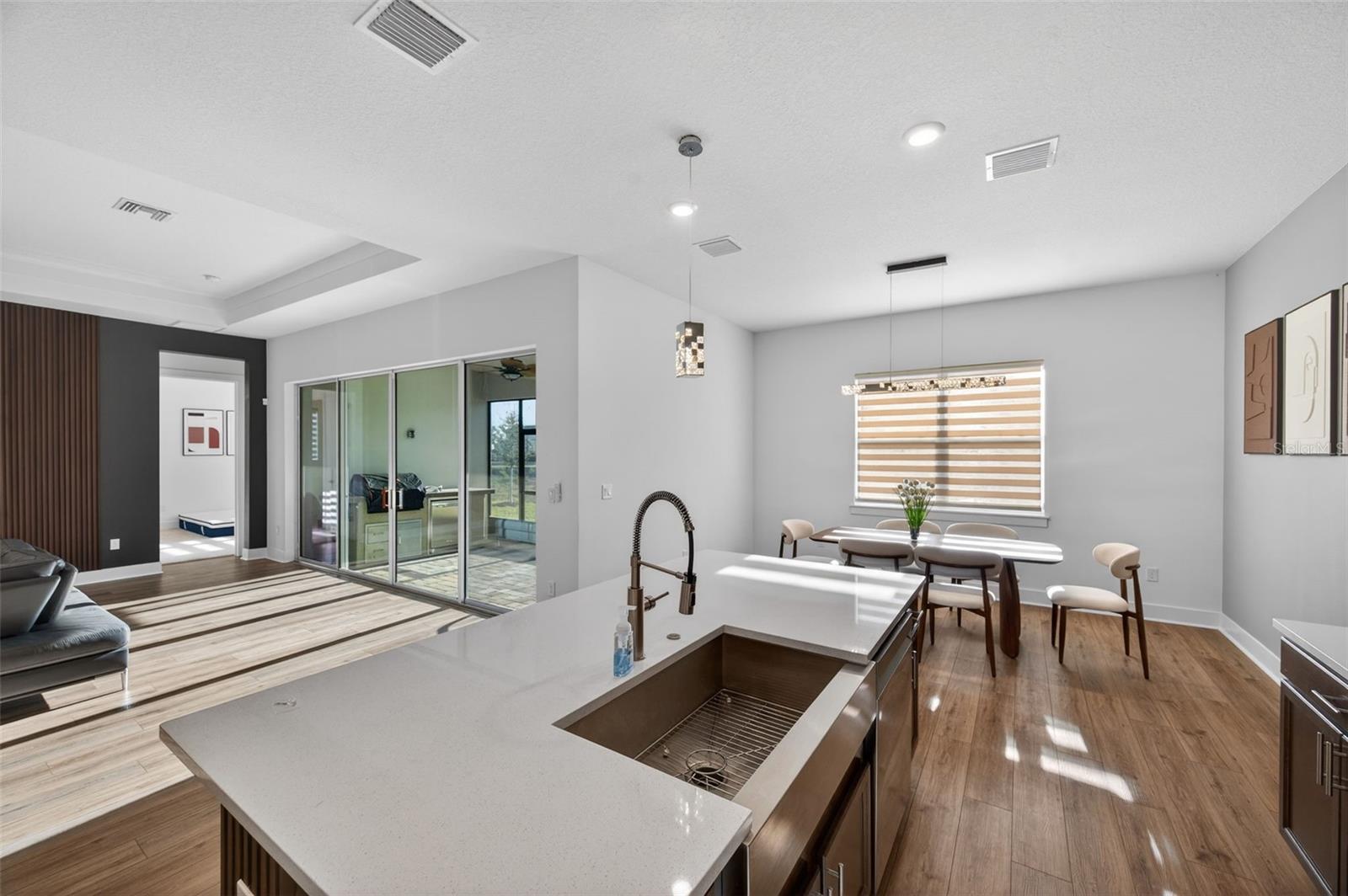 Image 12 of 38 For 8225 Golden Beach Ct