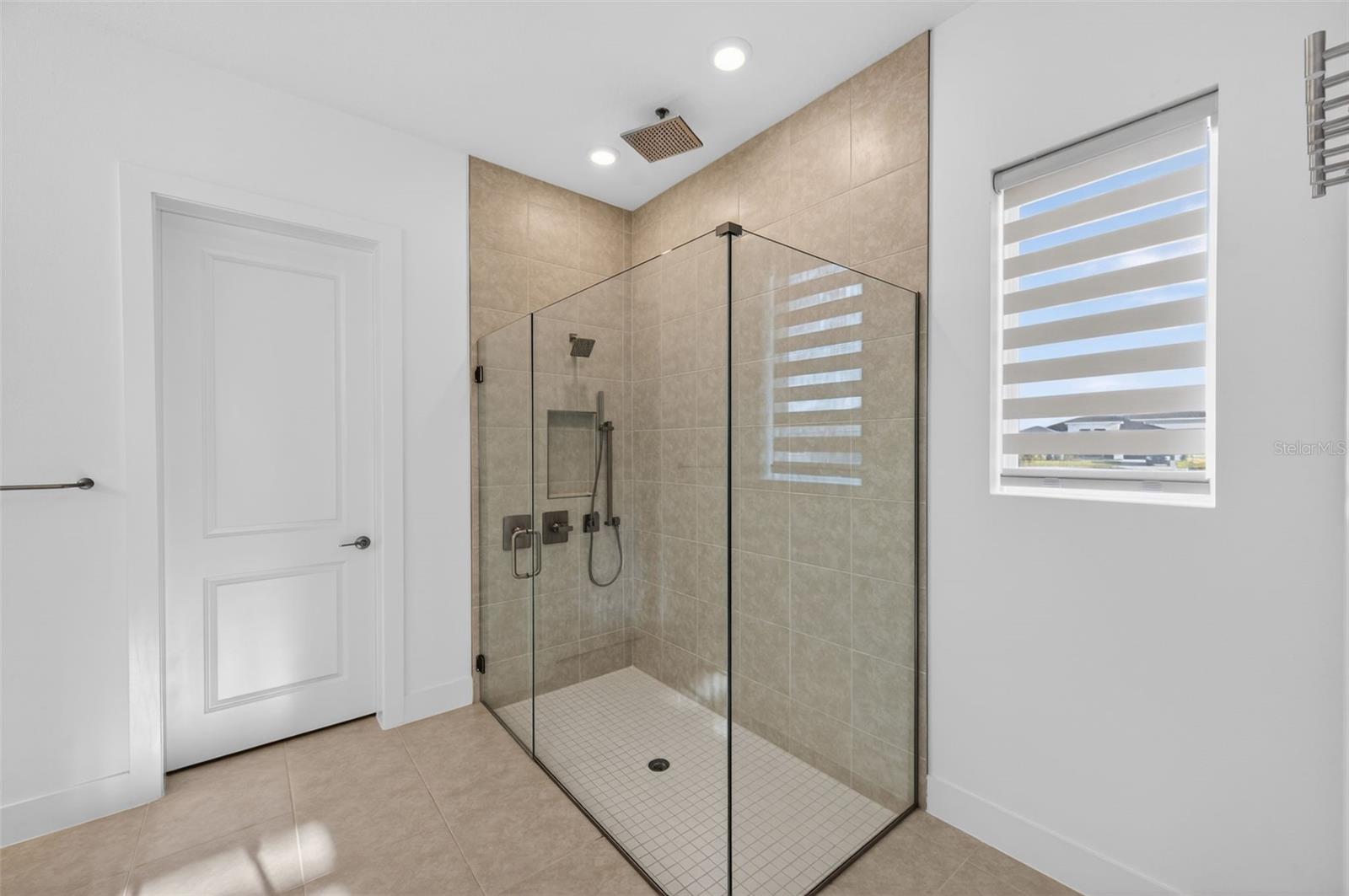 Image 16 of 38 For 8225 Golden Beach Ct