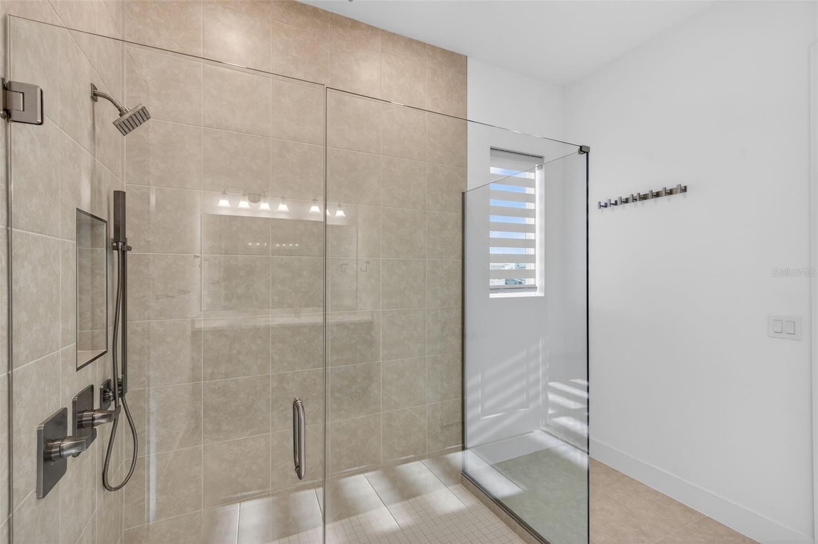 Image 17 of 38 For 8225 Golden Beach Ct