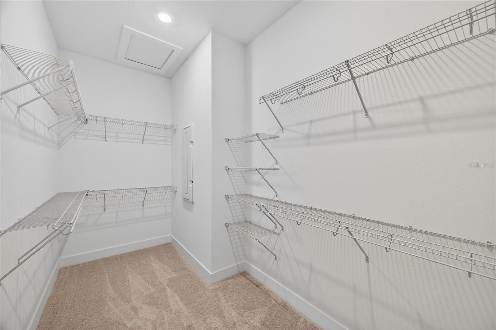 Image 19 of 38 For 8225 Golden Beach Ct